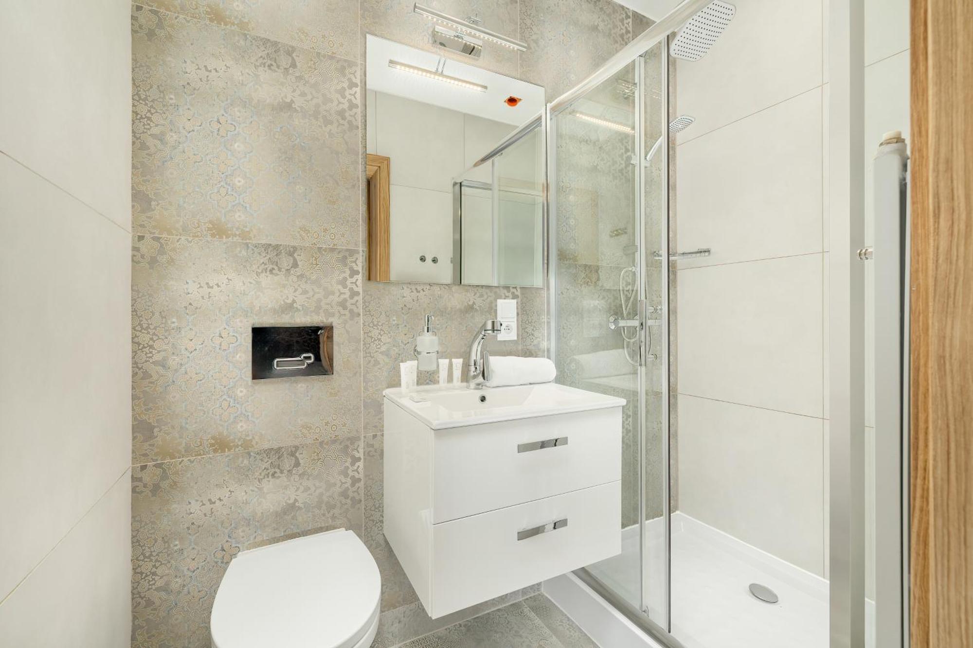 Nowoczesne I Stylowe Apartamenty W Centrum Bytomia Blisko Rynku By Noclegi Renters エクステリア 写真